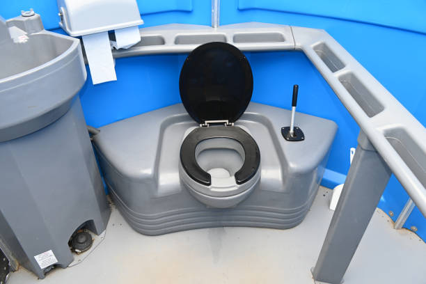 Portable Toilet Options We Offer in Burgettstown, PA